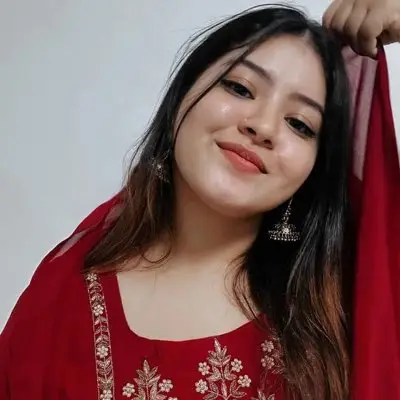 Ayesha Khan